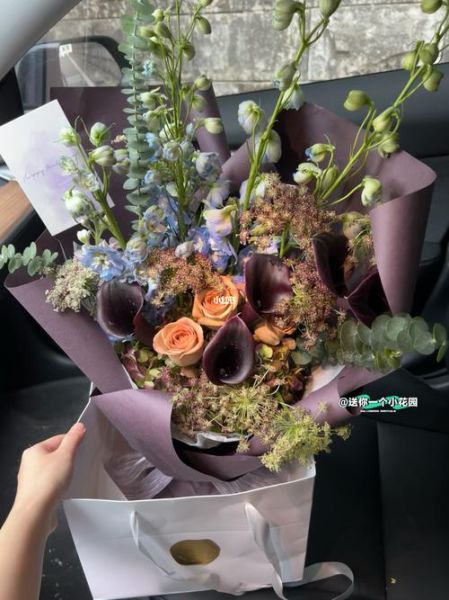 天蝎座适合什么颜色的玫瑰_天蝎座玫瑰送几朵最走心