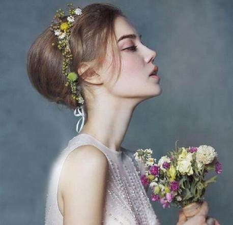 魔羯男喜欢什么发型女_适合魔羯男的发型女