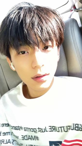 魔羯座男生长相特点_魔羯男外貌特征有哪些