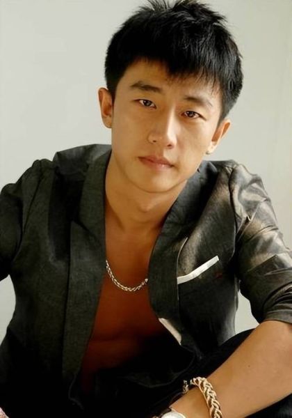 黄轩双鱼性格特点_黄轩双鱼演技分析