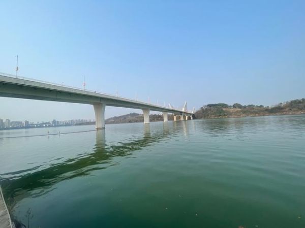 魔羯重庆_适合什么季节去