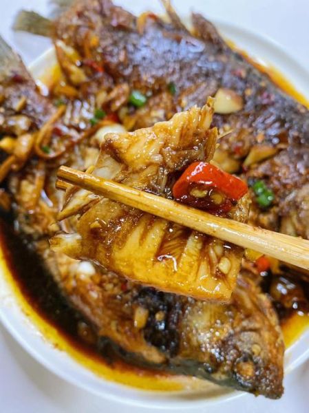 酱双鱼怎么做_酱双鱼和什么菜最搭