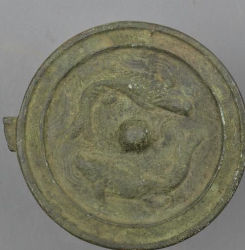 汉代双鱼镜价格_汉代双鱼镜真假辨别